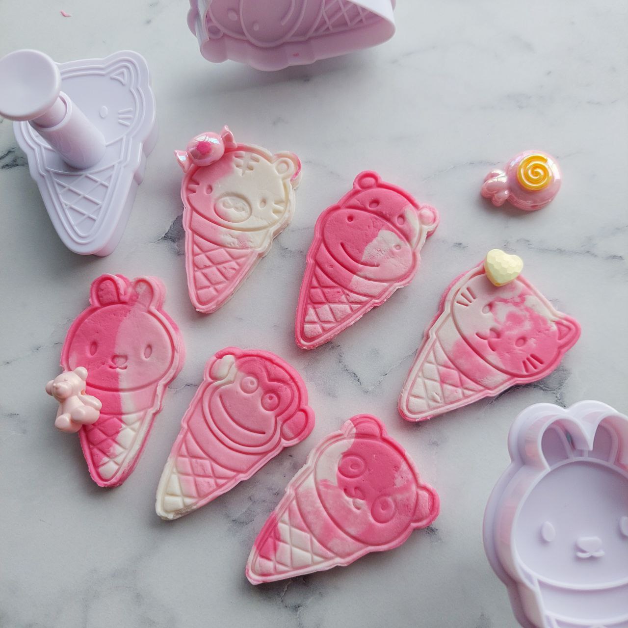 A set of 6 ice cream themed stampers and playdough creations