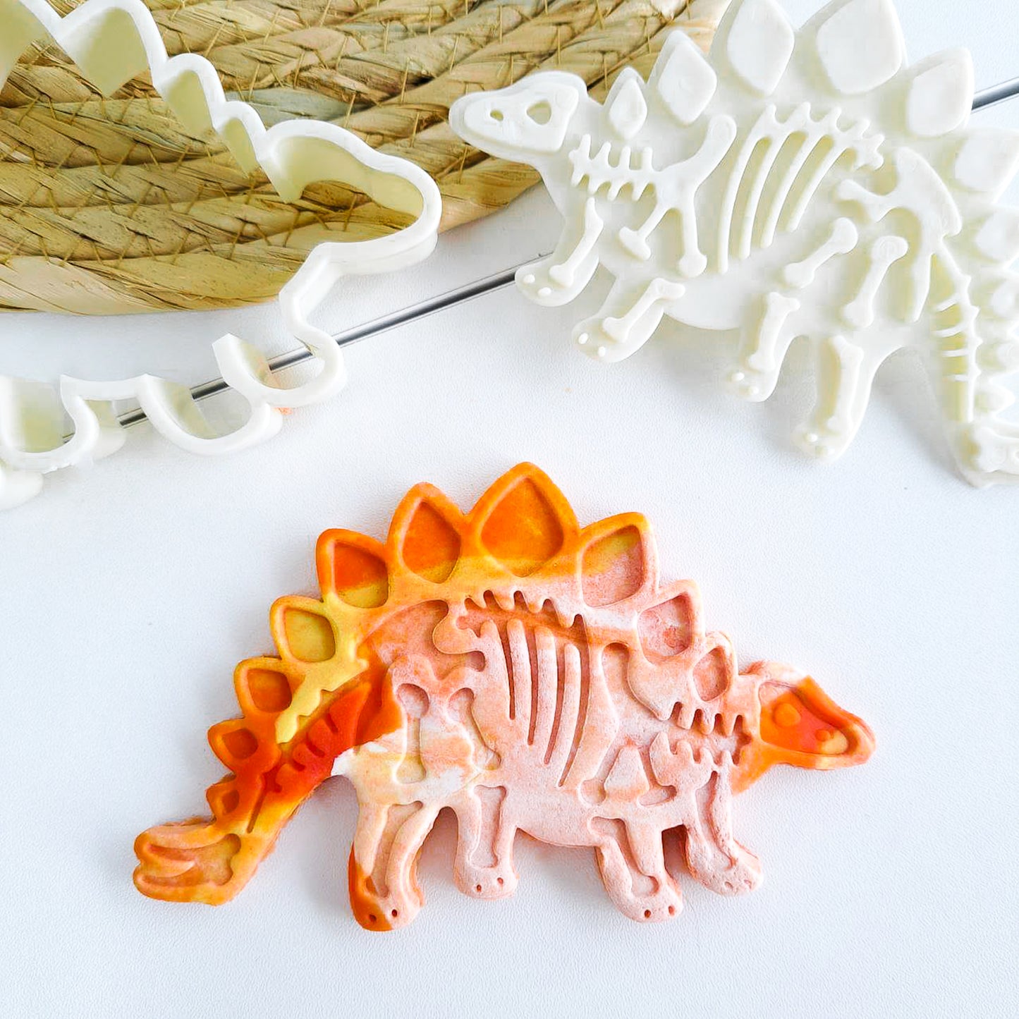 Dinosaur Fossil 2-piece Cutter