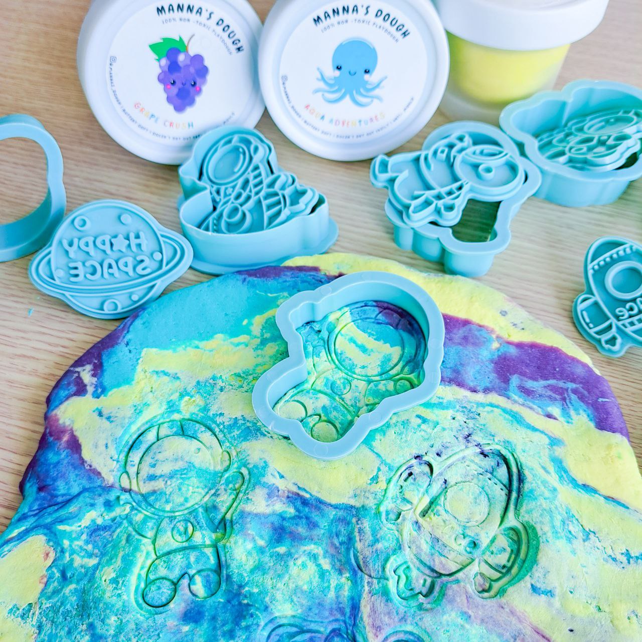 Galaxy Explorer Kit (Large)