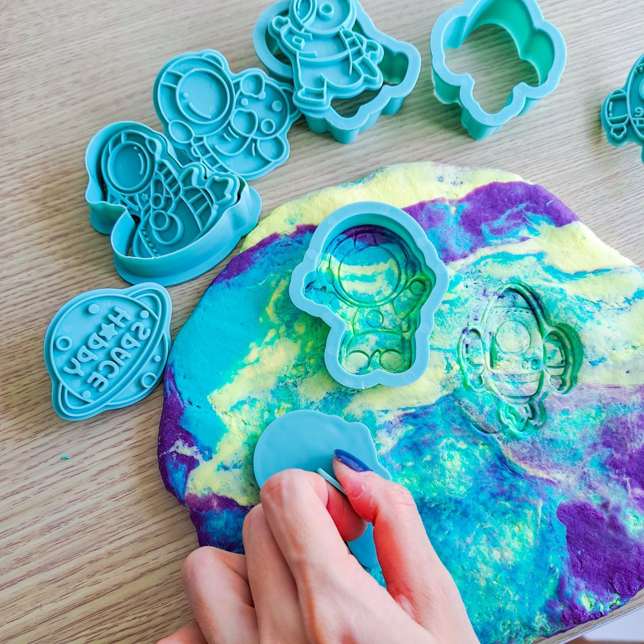 Galaxy Explorer Kit (Large)